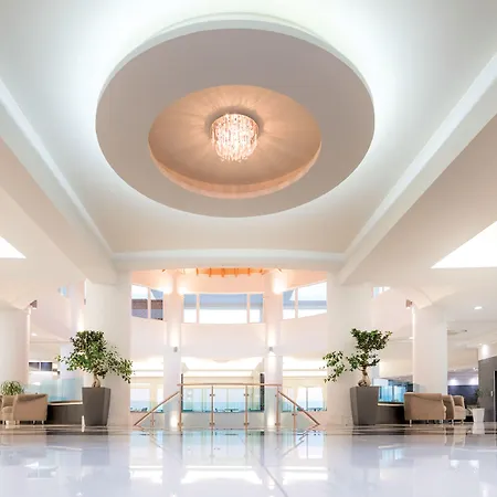 Grand Blue Hotel 5*
