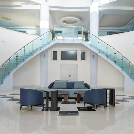 Hotel Grand Blue