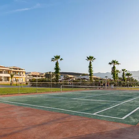 Grand Blue Hotel