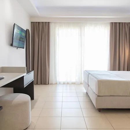 Grand Blue Hotel 5*