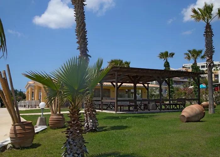 Grand Blue Hotel 5*