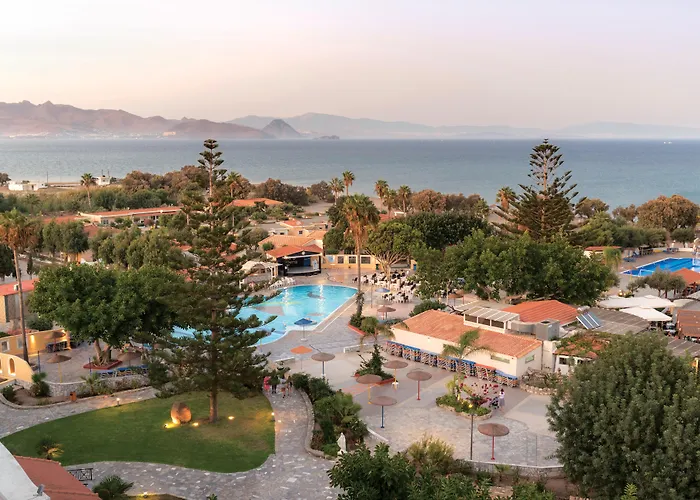 Grand Blue Hotel