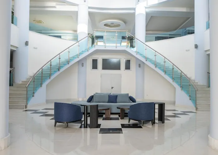 Hotel Grand Blue