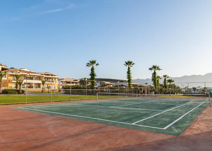 Grand Blue Hotel